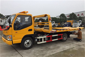 汤阴哪里有拖车服务